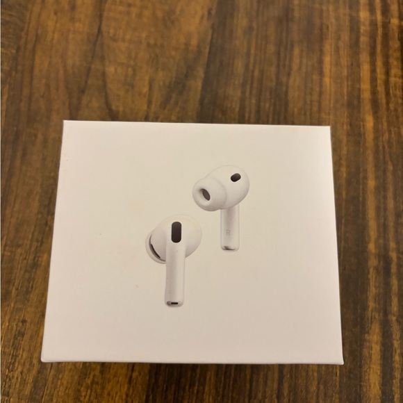Airpod Pro Generation 3 ANC USB C - Picture 3 of 5